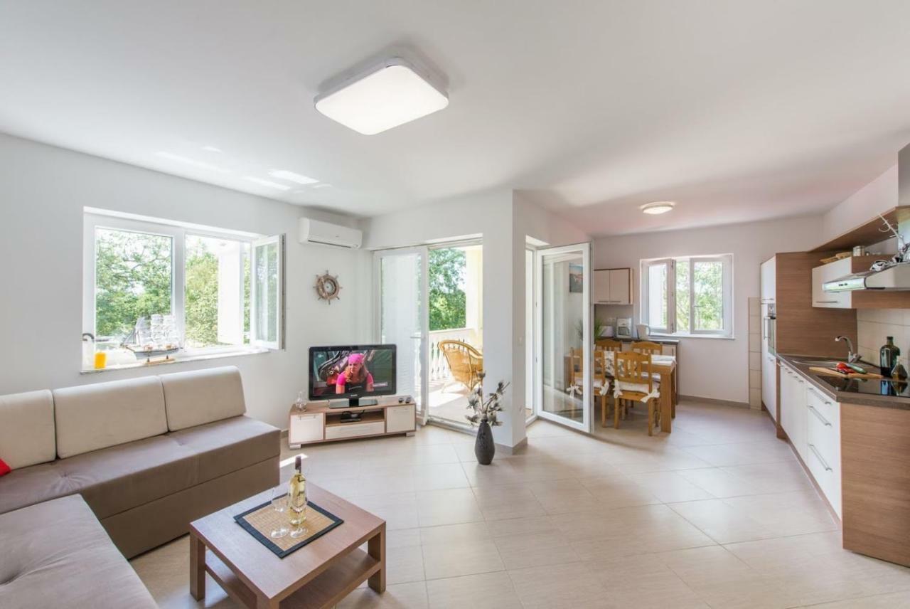 Fewo Villa Adria Barusic エクステリア 写真